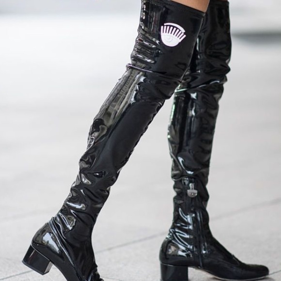 🆕CHIARA FERRAGNI BLACK PATENT LEATHER OVER THE KNEE BOOTS WITH LOW/FLAT HEEL - Picture 3 of 10